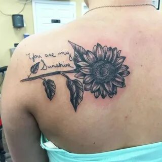 50+ Amazing Sunflower Tattoo Ideas Sunflower tattoo shoulder