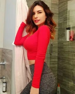Alinity Divine Pictures. Hotness Rating = 9.13/10