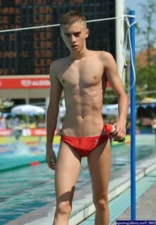 Cute Boys Speedo Bulges : Pin em Bulge. 