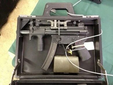 Knob Creek '13- Suitcase machine gun: MP5K
