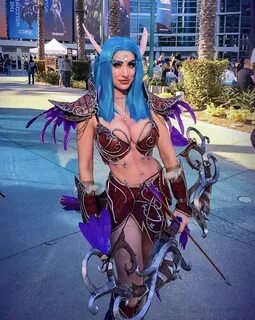 STRUCK FIRST: Azura Cosplay as a Night Elf!