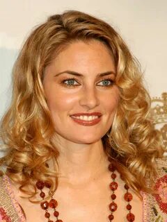 Madchen Amick - Free Pictures