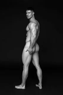 Dmitry Averyanov 152 - Male Models - AdonisMale