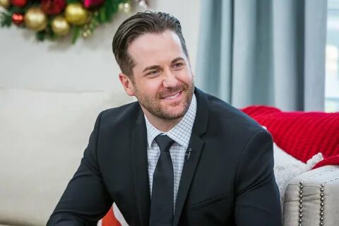 Hallmark Actor Niall Matter Related Keywords & Suggestions -