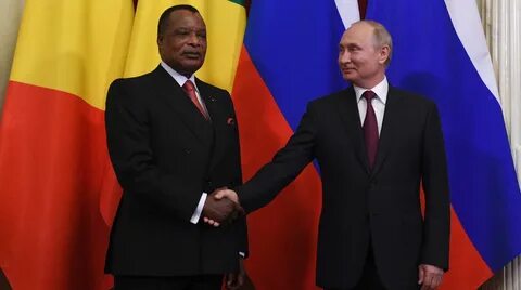 Президент Конго поздравил Путина с принятием изменений в Кон