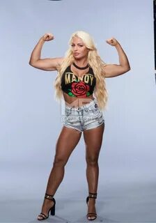 Mandy Rose Wwe girls, Wrestling divas, Wwe superstars