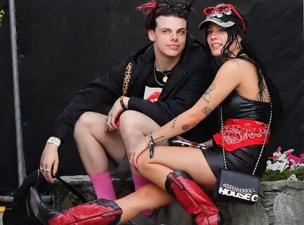 Halsey's Boyfriend Yungblud Is "Very Fluid" About Sexuality 