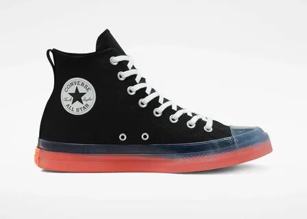 Converse переосмыслил классические силуэты