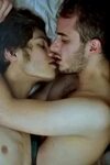 Real Gay Couples Kissing and hugging Pics & Vids SeeMyBF