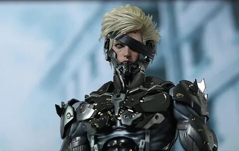 Metal Gear Rising: Revengeance VGM17 Raiden 1/6th Scale Coll