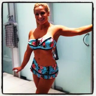 New Photos Of WWE Diva Natalya In Sexy Bikinis - PWMania - W