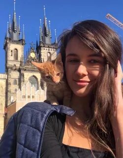 In Prague , Alina and Fidel ⋆ Bald and Bankrupt fanpage