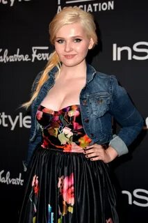 Abigail Breslin Pictures. Hotness Rating = Unrated