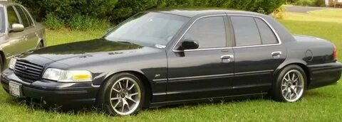 2002 Ford Crown Victoria LX Sport N/A 1/4 mile Drag Racing t