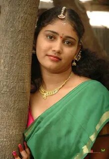 Mallu Story / South actress sexy Saree and blouse Pictures g