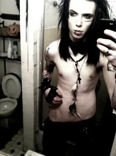 Andy Shirtless**** - Andy Biersack تصویر (27856448) - Fanpop