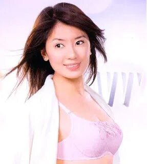 NEWFASHIONSBLOG: Alyssa Chia Ching Wen in Red Bra commercial