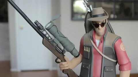 Team Fortress 2 Red Sniper Exclusive Statue Unboxing from Ga