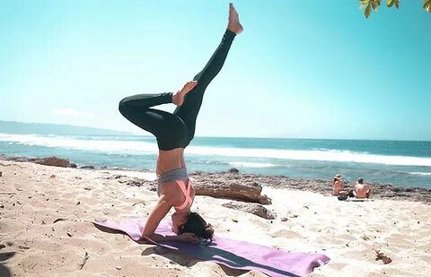 6 Best Travel Yoga Mats for Yoga Anywhere - Awake & Mindful