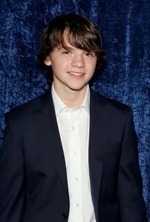 Joel Courtney : Joel Courtney (Actor) Bio, Age, Girlfriend, 