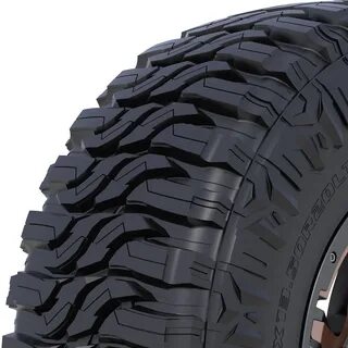 35x12.50R22LT Fury Offroad Country Hunter RT Hybrid AT/MT 35