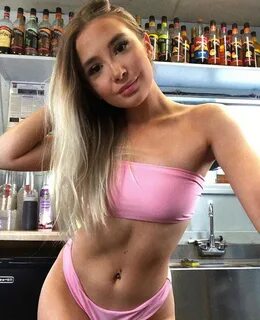 Bikini barista Desarae Bikini barista, Barista, Bikinis