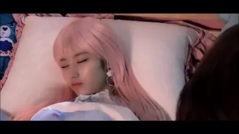 Twice pics в Твиттере: "sana was trying to sleep but jeongye