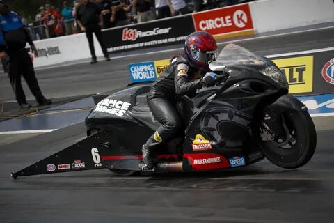 Angelle Sampey Wins Charlotte - Drag Bike News