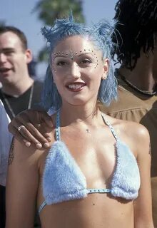 Gwen Stefani 90S Look / Gwen Stefani Rocked The Sheer Trend 