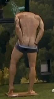 Big Brother’s Caleb Reynolds Has A Hot Shower! (PICS) GuySpy