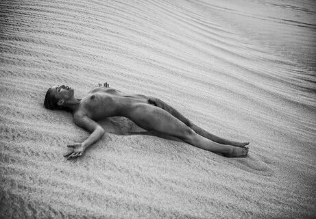 Marisa Papen Nude (13 Hot Photos) #TheFappening