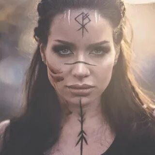 Female Viking Viking makeup, Viking warrior woman, Warrior m