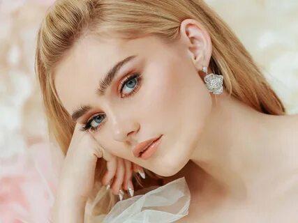 1600x1200 Meg Donnelly 2020 1600x1200 Resolution HD 4k Wallp