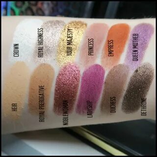 Coloured Raine Queen Of Hearts Palette - Swatches ♥ (Blogpos