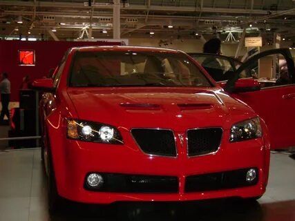 File:Pontiac G8 - New England Auto Show - 2008.jpg - Wikimed
