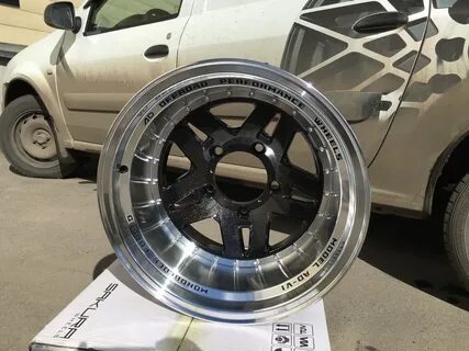 литые диски Sakura Wheels R3917 в 16м размере с минус 44 выл