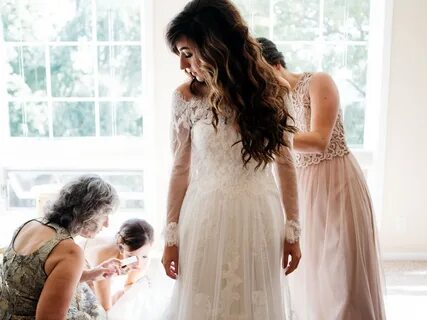 8 Maid of Honor Duties to Remember for the Wedding Day Maid 