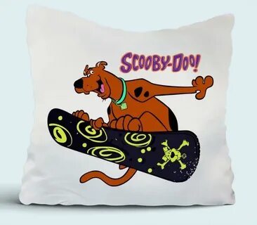 Скуби Ду на скейтборде (Scooby-Doo) подушка (цвет: белый) Вс