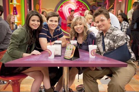 Picture of Nathan Kress in iCarly: (Season 4) - nathan-kress