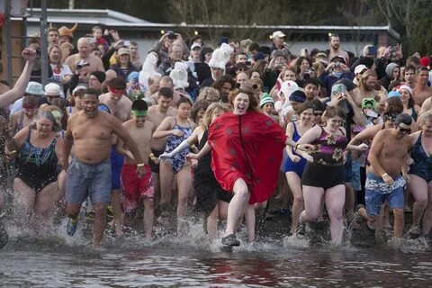 Ringing in the New Year with the Polar Bear Plunge