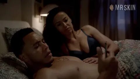 Meta Golding Nude - Naked Pics and Sex Scenes at Mr. Skin