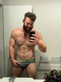 Dave Marshall 18+ on Twitter: "Happy 🦍 https://t.co/1MQeWx0a