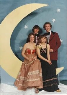 70s Prom 70s prom, Prom photos, Vintage prom