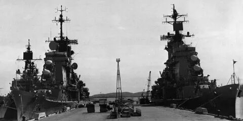 File:USS Albany (CG-10) and USS Columbus (CG-12) at Naval St
