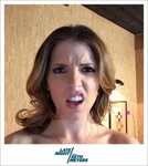 And makes facial expressions like this. Anna kendrick, Kendr