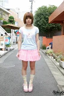 Harajuku Fairy Kei Girl w/ ManiaQ Tulle Skirt, Nile Perch & 