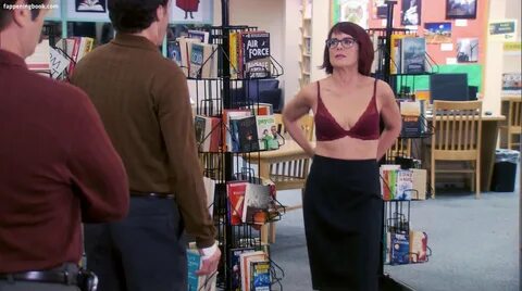 Megan Mullally Nude, The Fappening - Photo #378295 - Fappeni