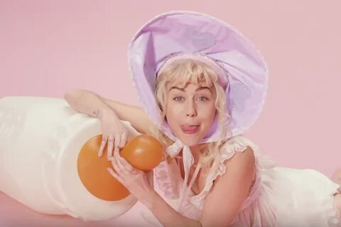 Miley Cyrus Oxygen Official Site