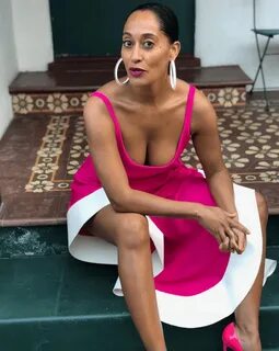 49 hot Tracee Ellis Ross photos that are truly sexy from hea