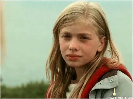 Sophie Stuckey Child Actress Images/Pictures/Photos/Videos G